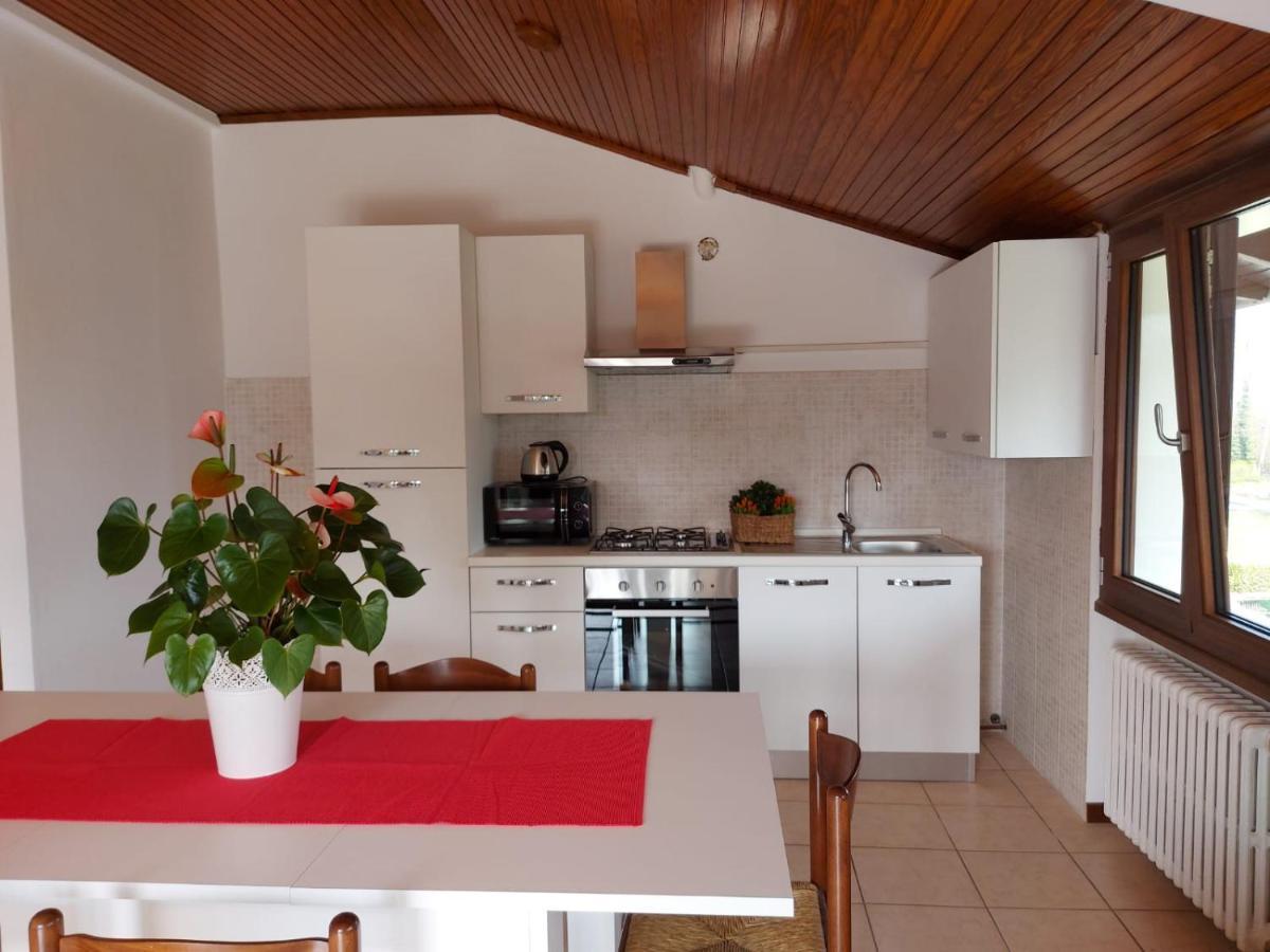 Bnbook Casa Dei Peschi - Lago Di Monate Cadrezzate Екстериор снимка