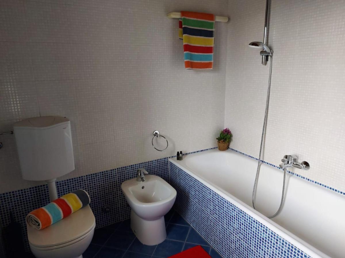 Bnbook Casa Dei Peschi - Lago Di Monate Cadrezzate Екстериор снимка