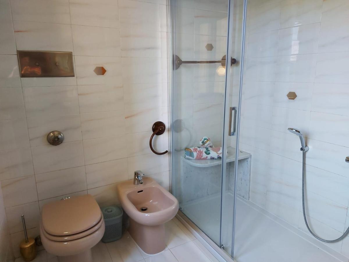 Bnbook Casa Dei Peschi - Lago Di Monate Cadrezzate Екстериор снимка